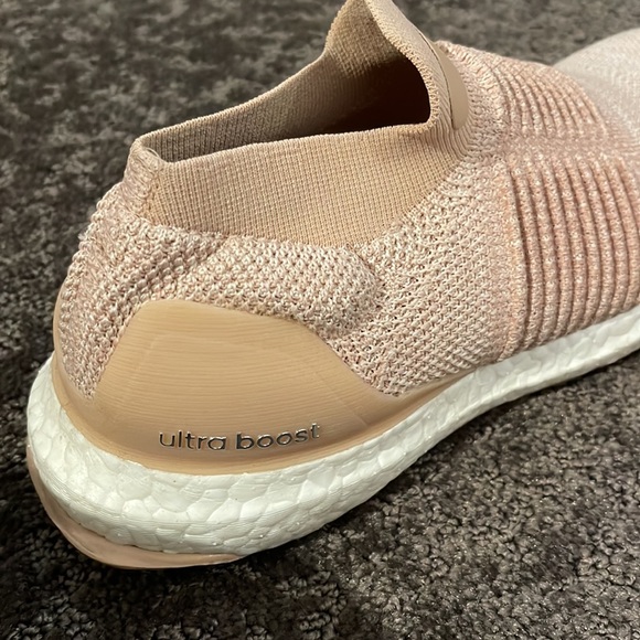 ADIDAS ULTRABOOST SLIP ON NO LACES - Picture 5 of 8